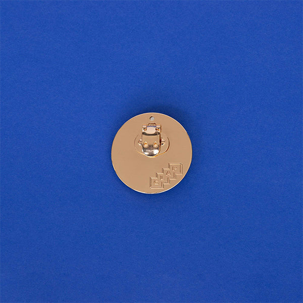 HATCH GRENAT, clap bijoux rond couleur grenat, résine facettée et métal zamac